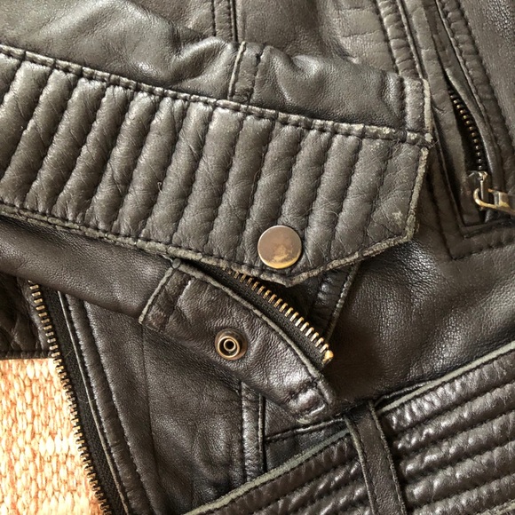 Zara Classic Black Leather Biker Jacket - Picture 4 of 8